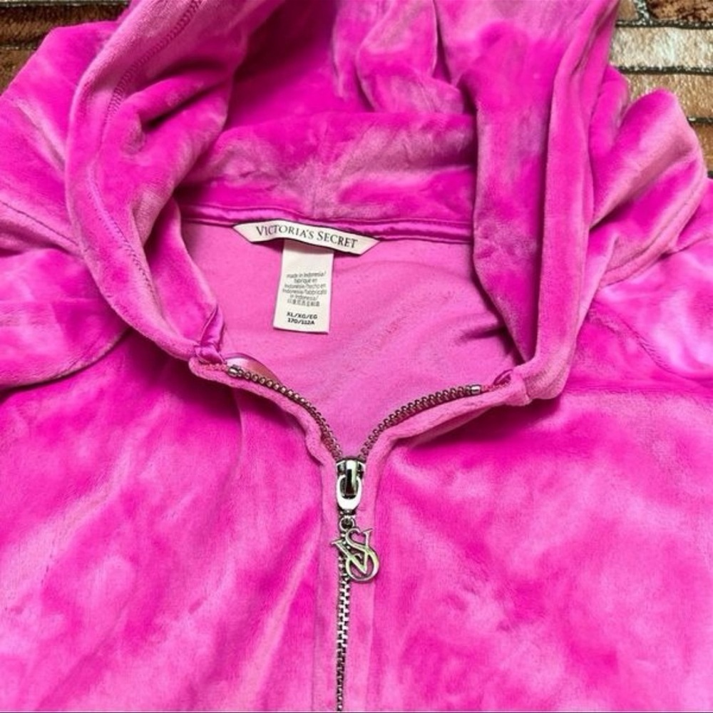 Victoria's Secret Fuchsia Zip-Up Hoodie velour XL - Picture 3 of 8